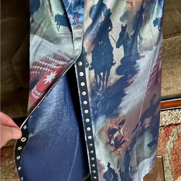Equestrian Design • Small • Cowboy • Western • Indian • Blue/Black/ Red • Skirt - Picture 8 of 16